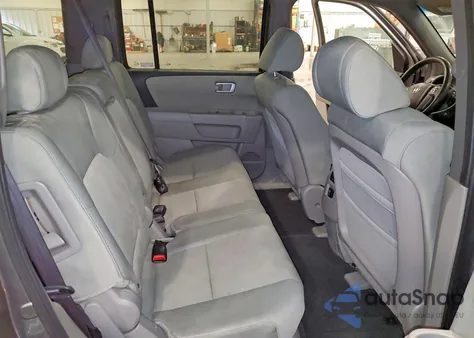 2009 Honda Pilot Lx z USA, uszkodzony, nr VIN 5FNYF48279B039438